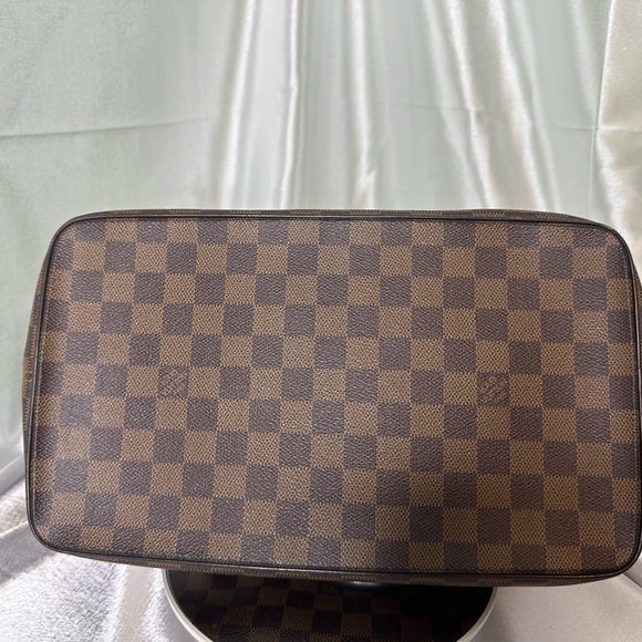 Louis Vuitton Damier Ebene Saleya MM - Picture 4 of 15